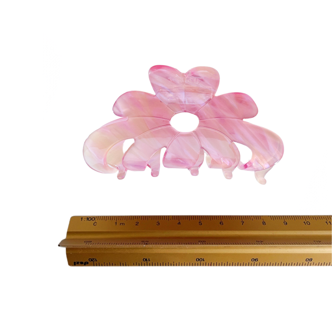 AMMA clip in Sheer Lychee