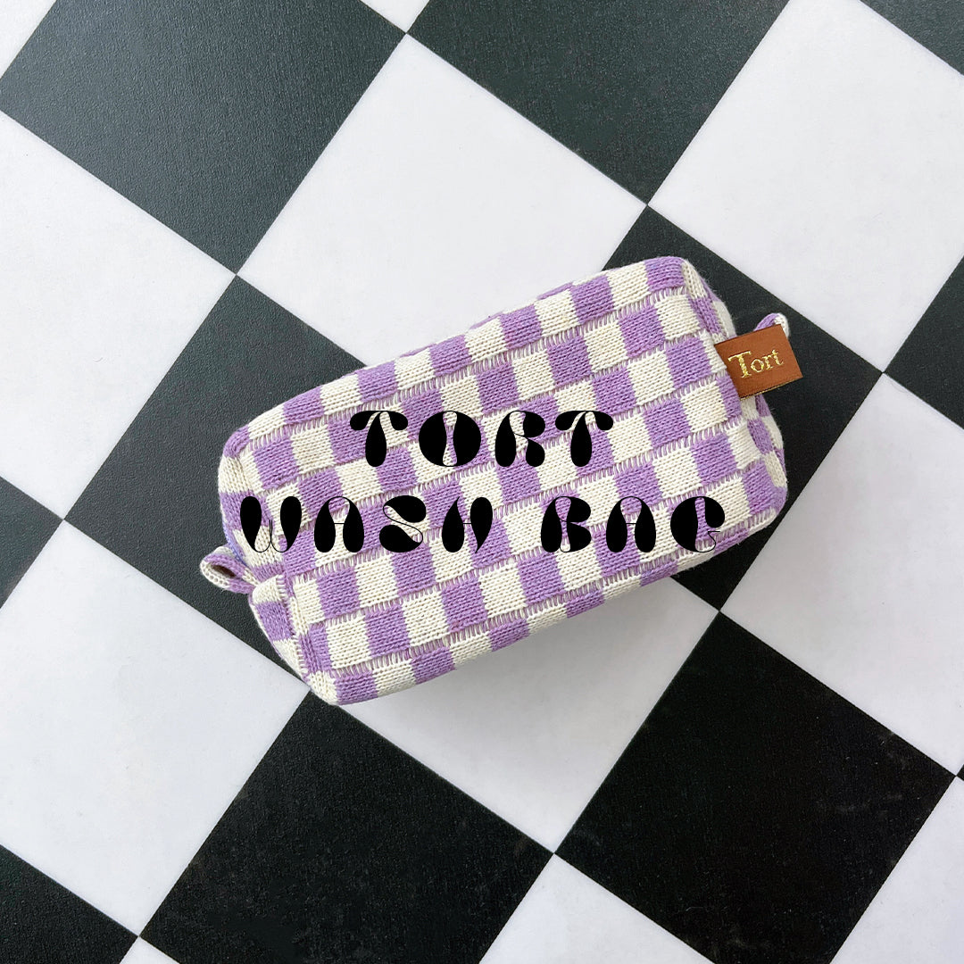 NEW GIRL: TORT LILAC CHECKERBOARD WASH BAG