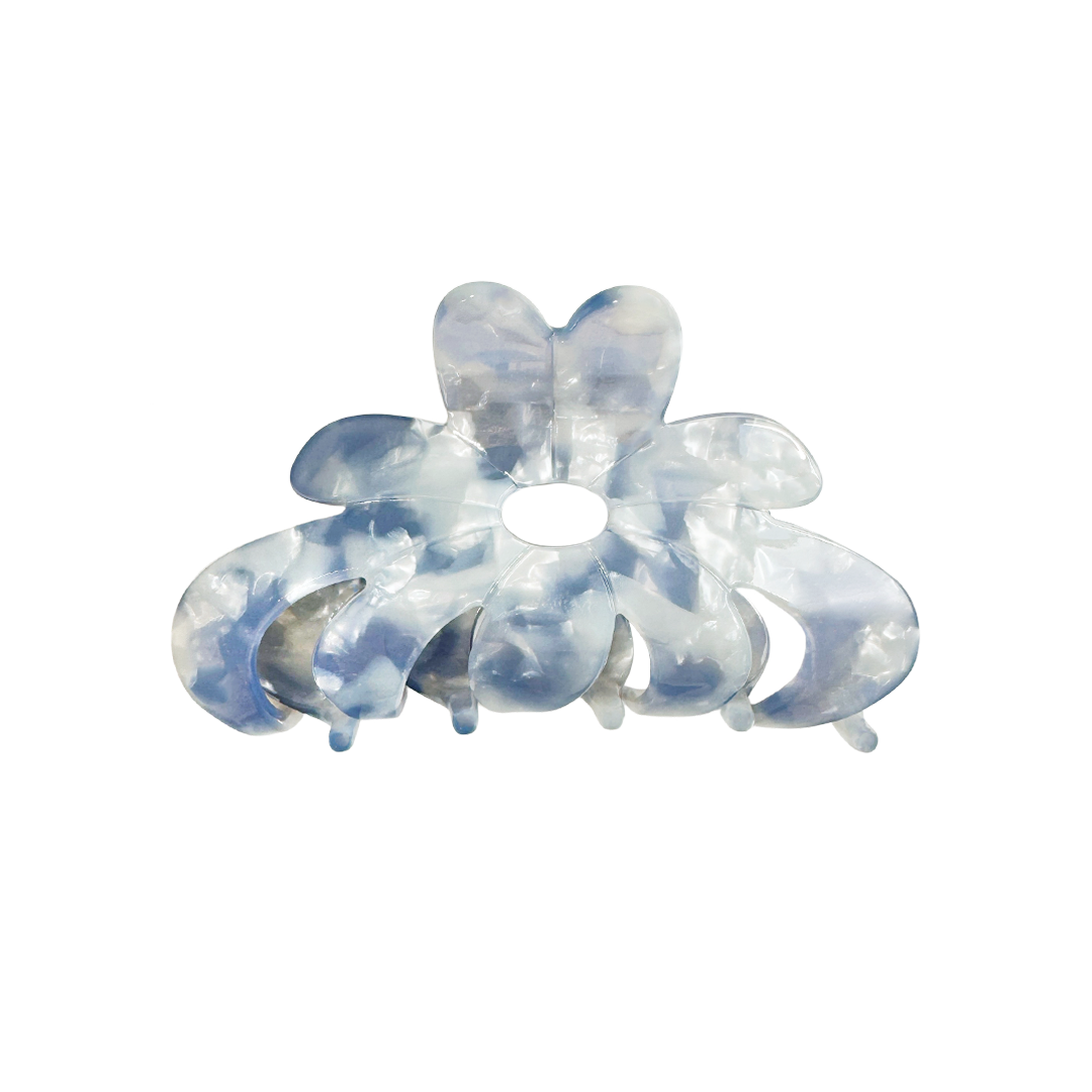AMMA clip in Smoke Clouds