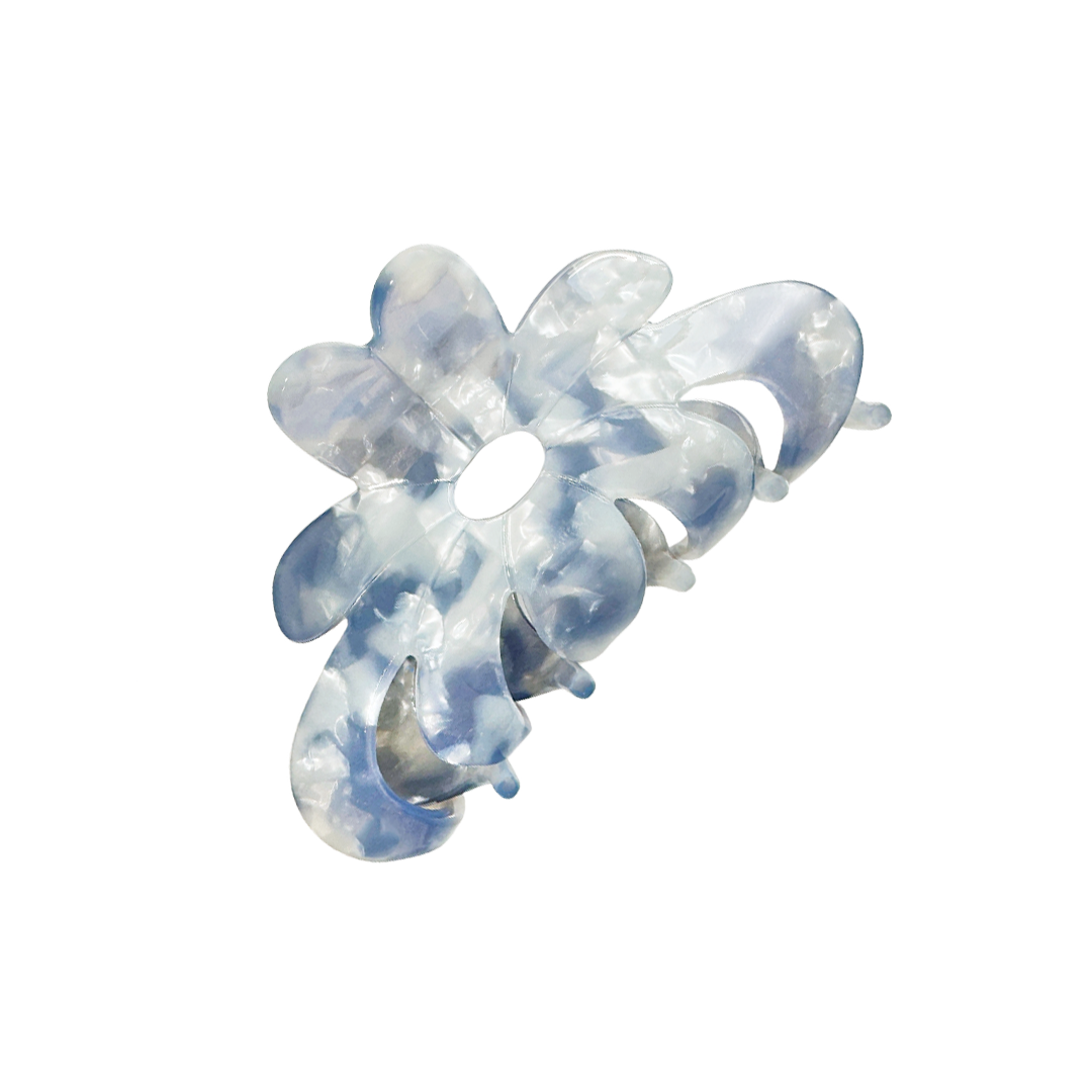 AMMA clip in Smoke Clouds
