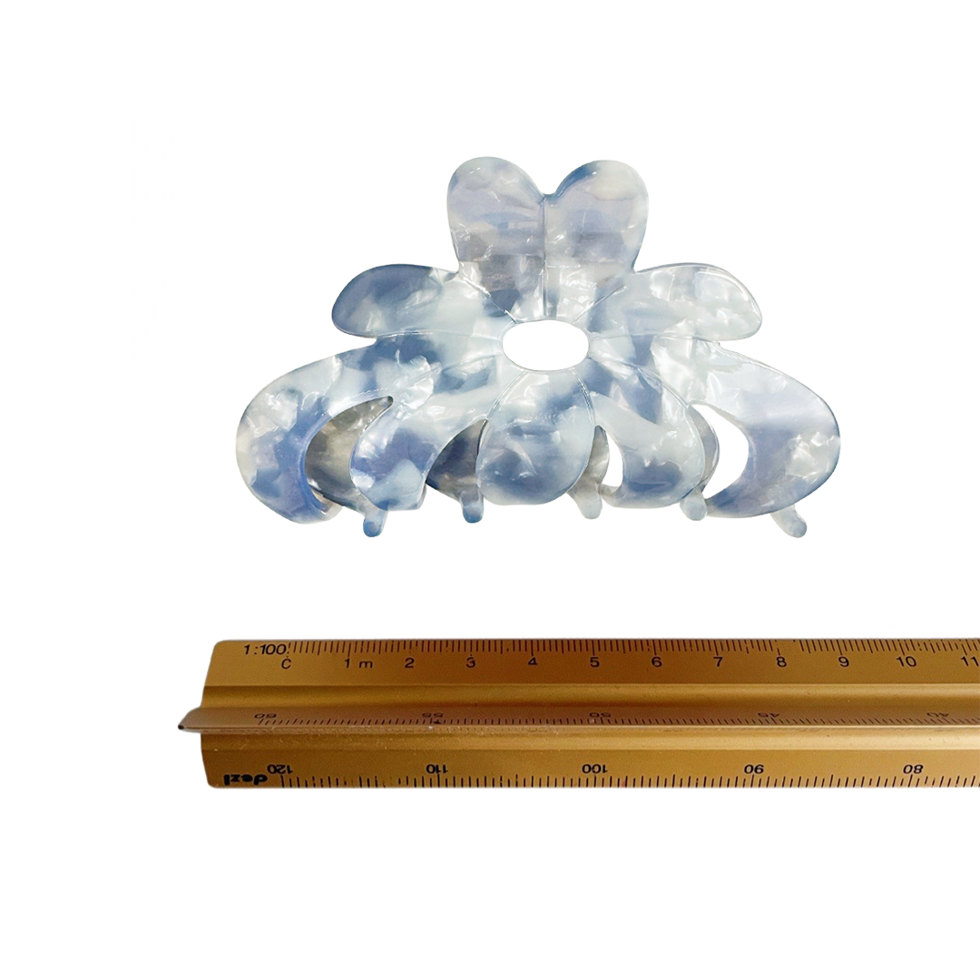 AMMA clip in Smoke Clouds