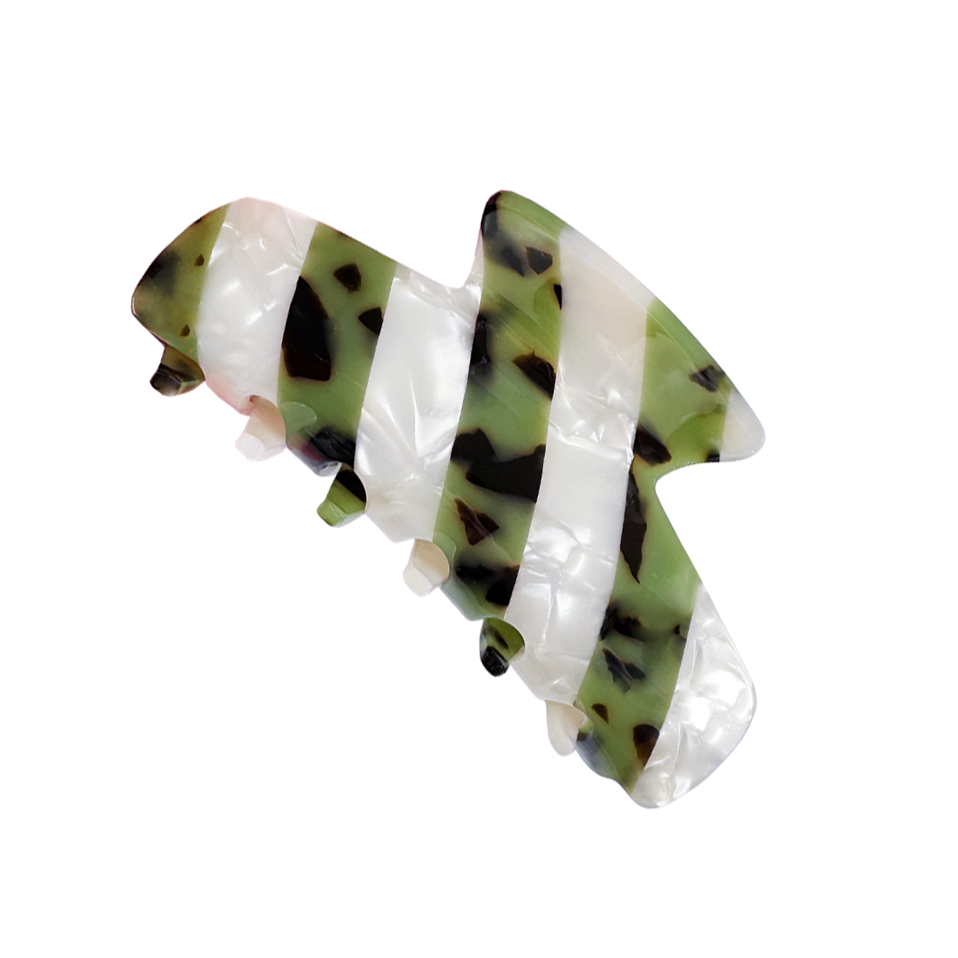 LORA XL clip in Olive Leopard