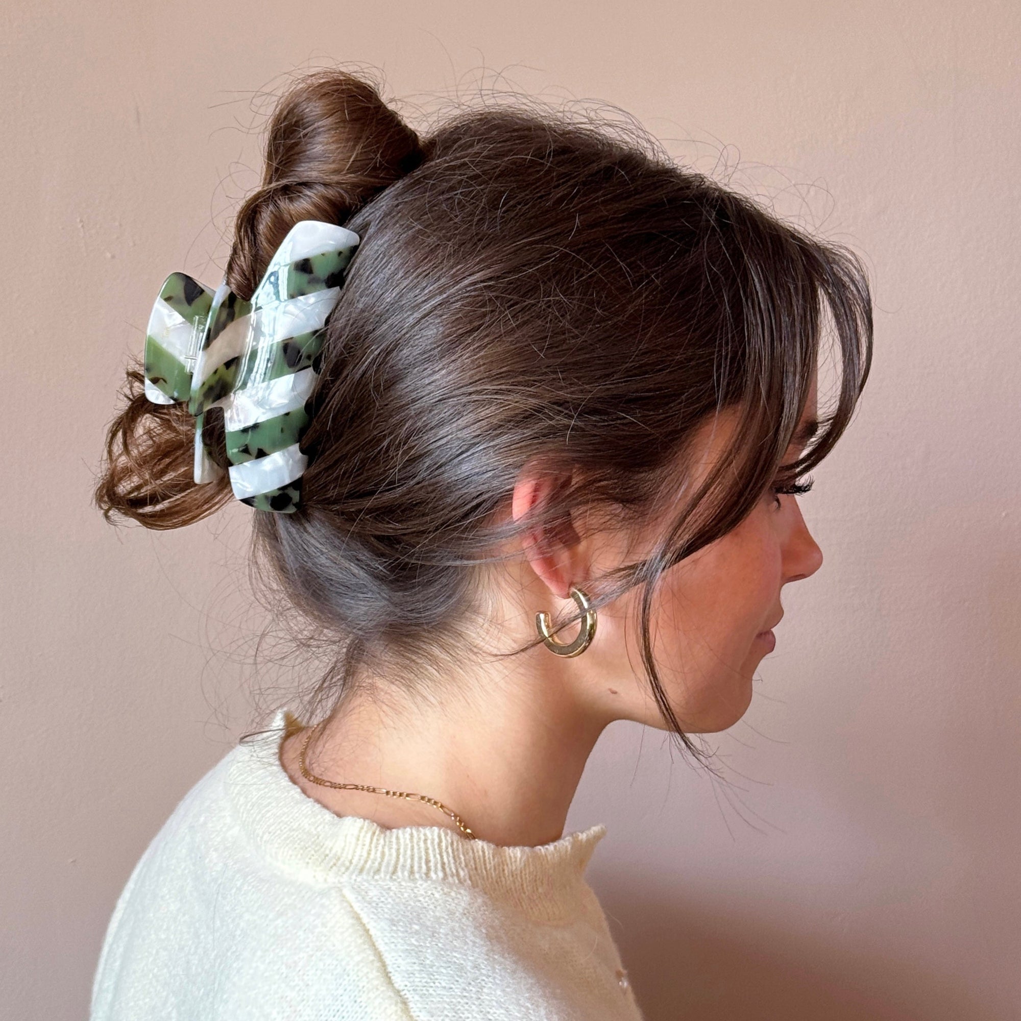 LORA XL clip in Olive Leopard
