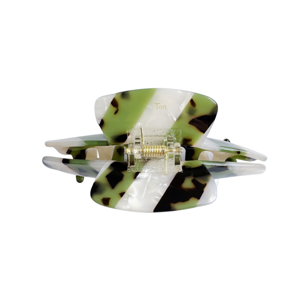 LORA XL clip in Olive Leopard