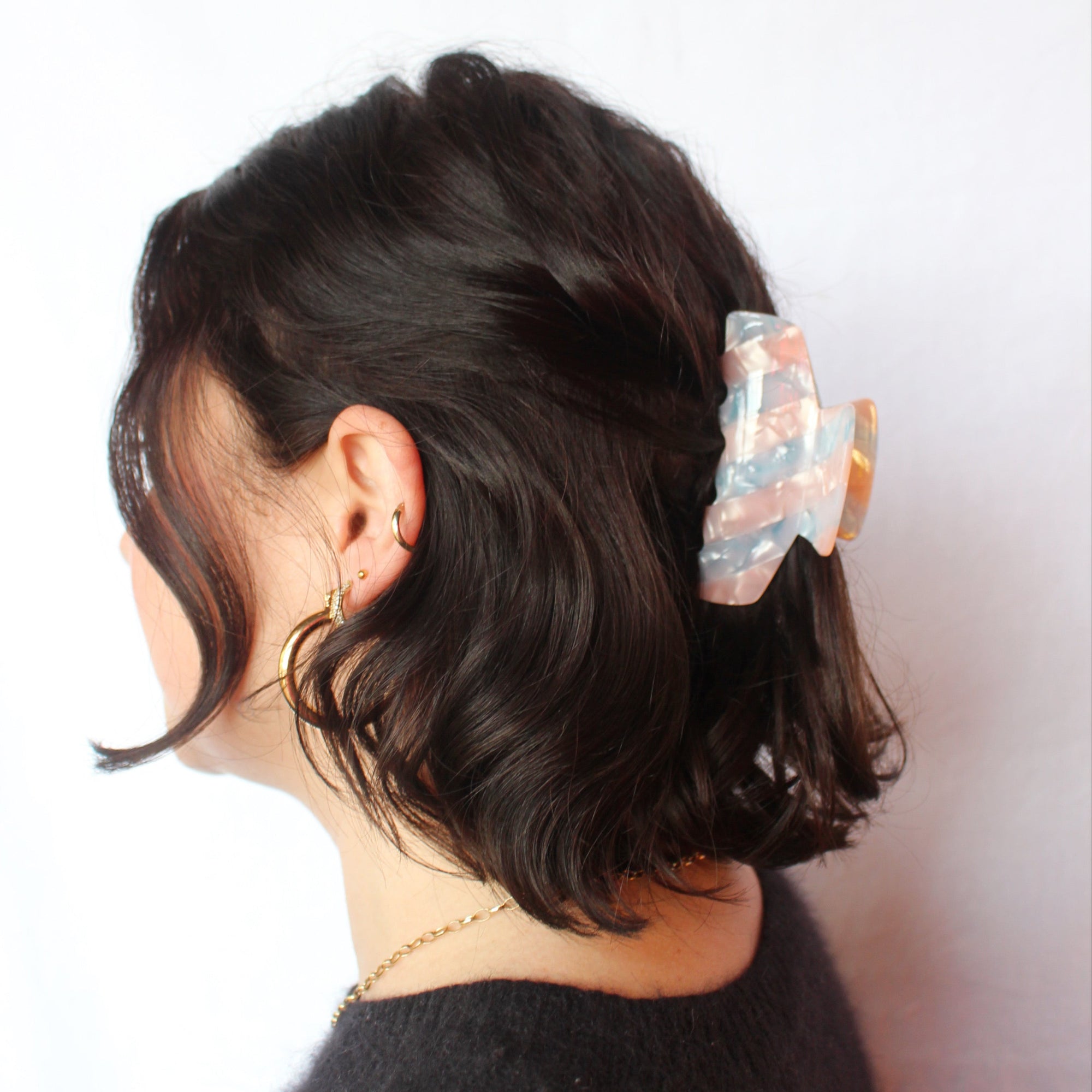 LORA clip in Iced Peach