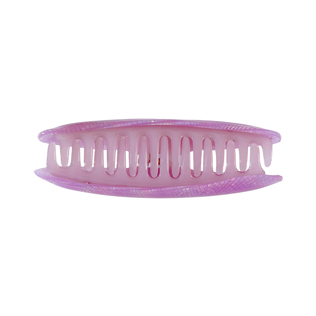 Meet DEMI!  A large curved classic shape hair claw with double grip finish. The curved design and wider body makes it perfect for that all up look, even for thicker hair.  Each clip comes in a branded Tort pouch (colours change seasonally).  Size: 13cm  Colour: lilac with a subtle iridescent snake-effect  Material: eco-resin